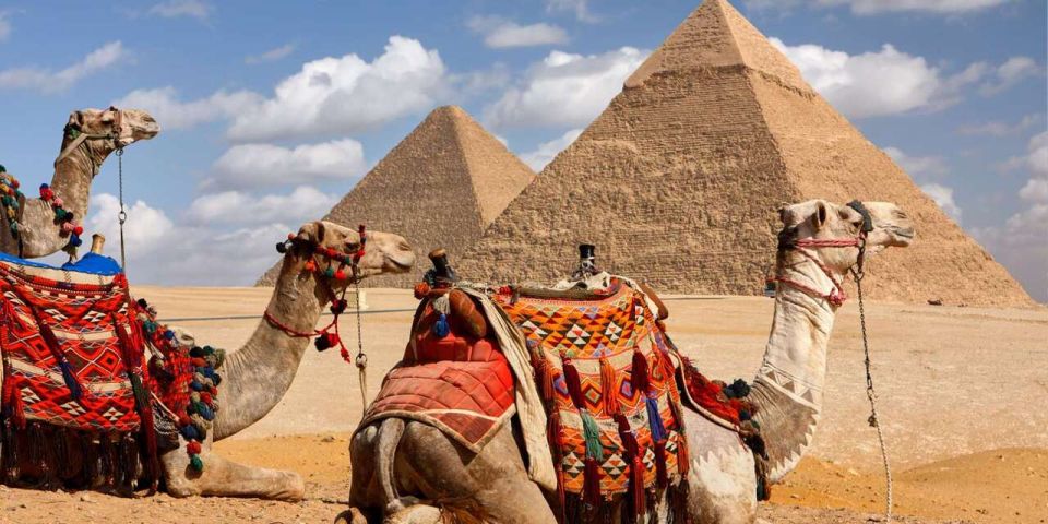 From Safaga/Soma Bay: Pyramids & Egyptian Museum Day Tour - Tour Highlights
