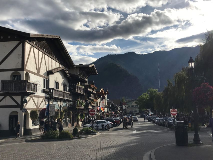 From Seattle: Day Trip Through The Cascades to Leavenworth - Itinerary Details