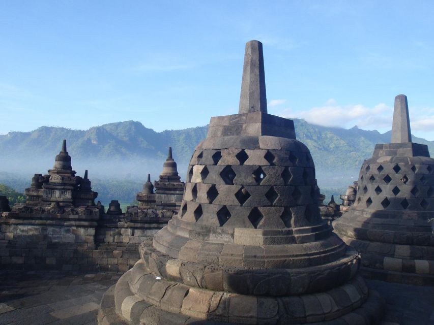 From Semarang Port: Borobudur Temple Excursion Private - Highlights