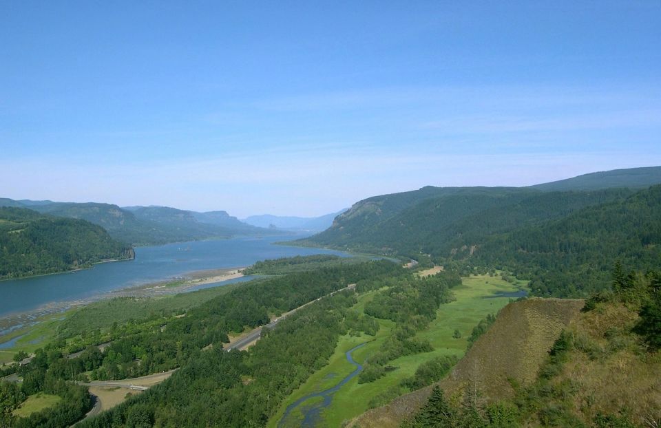 From Troutdale: Eagle Creek Gorge Helicopter Tour - Participant Information