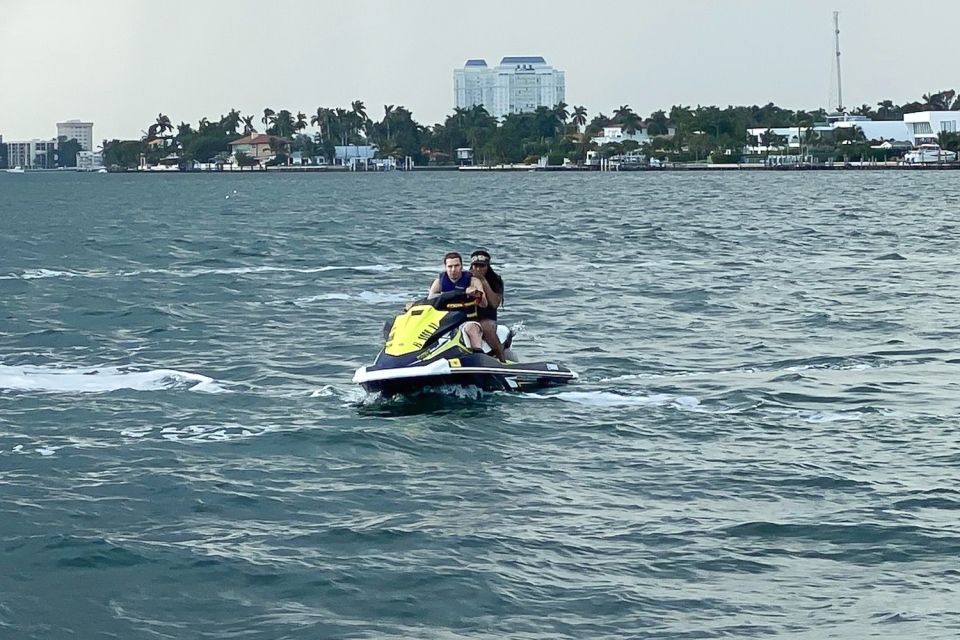 Ft. Lauderdale: Hollywood Beach Jet Ski Rental - Security Deposit and License Requirements