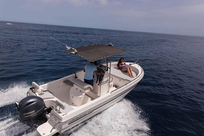 Full Day Boat Rental With License in Santorini - Participant Information