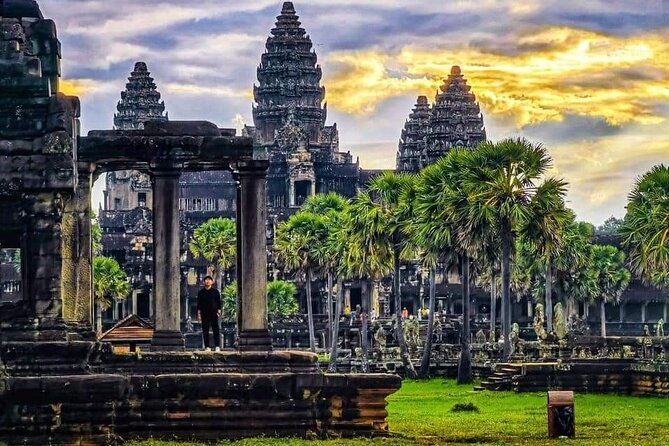 Full-Day Temples of Angkor Small Group Tour - Customer Satisfaction Highlights