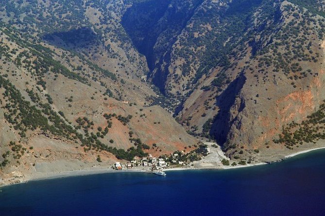 Full Day Tour Samaria Gorge From Rethymno - Important Tips for Travelers