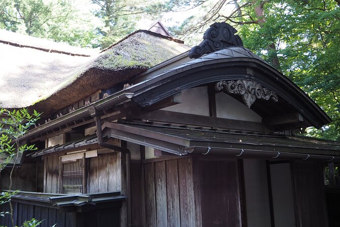 Full Day Tour to Akita, Samurai Town and Lake Tazawa With Guide - Samurai Town Experience