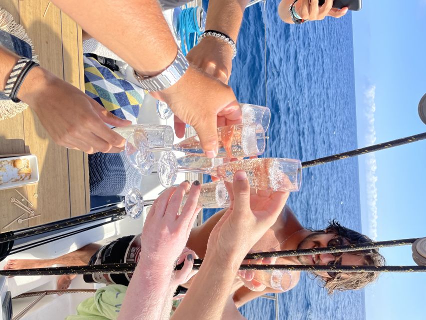 Funchal: Private Sailboat Cruise With Snacks and Snorkeling - Customer Experience