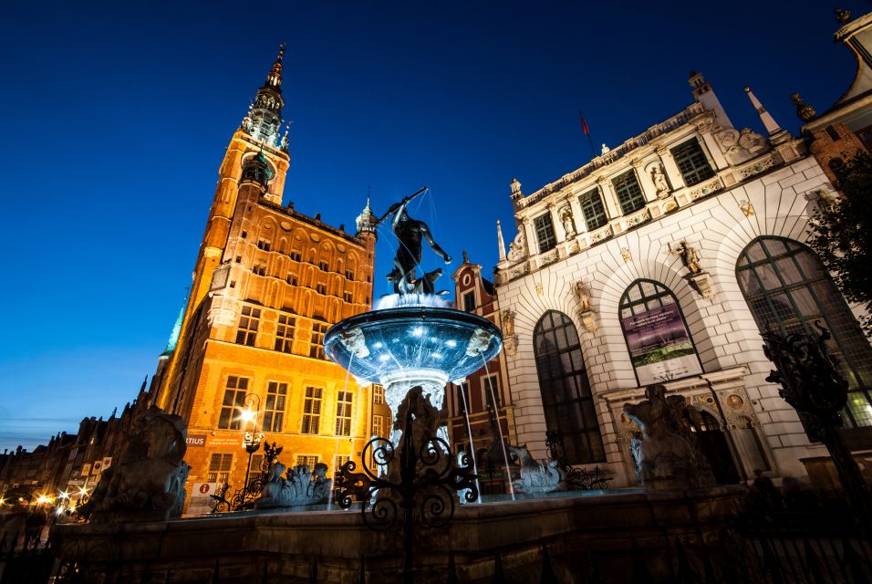 Gdansk: Small Group Evening Walking Tour - Inclusions