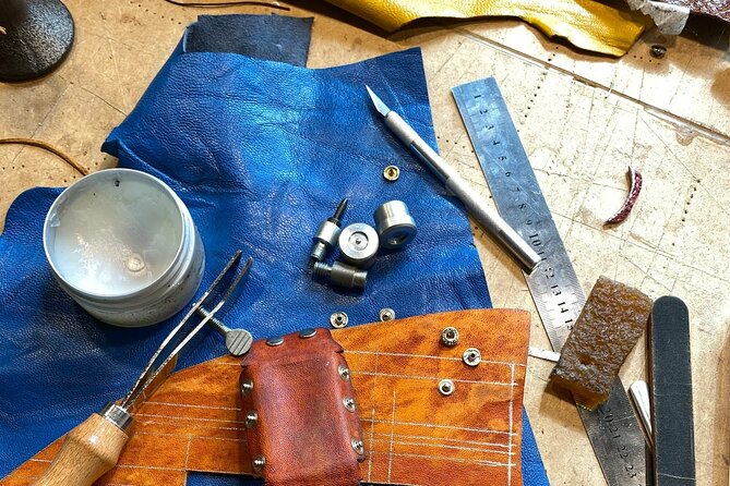 Genuine Leather Craft by Choice Workshop in Leiden - Leather Selection