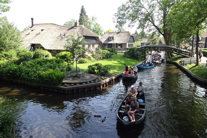 Giethoorn and Zaanse Schans Trip From Amsterdam With Boat Tour - Customer Experiences and Recommendations