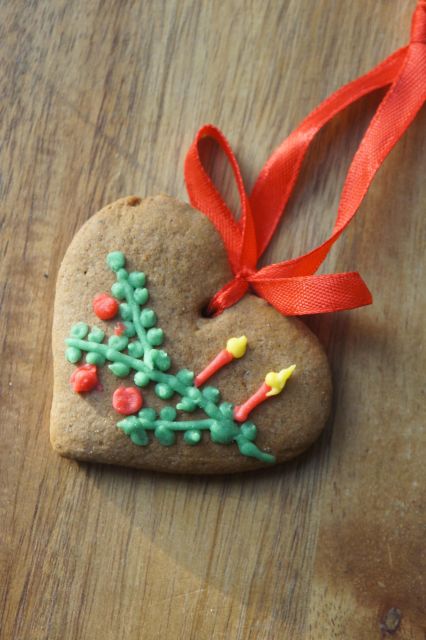 Gingerbread Cookies Baking and Decorating Class - Activity Information