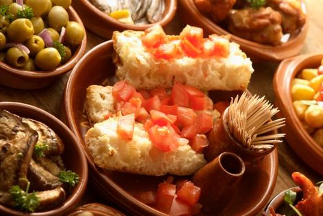 Gourmet Tapas Small Group Walking Tour and Flamenco Show - Customer Reviews