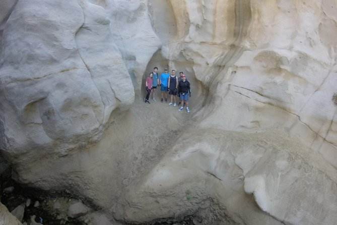 Guided Slot Canyons Tour in San Diego  - La Jolla - What To Expect