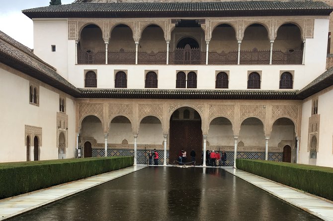 Guided Tour of Le Alhambra and Albayzin (Mar ) - Meeting and Pickup Details