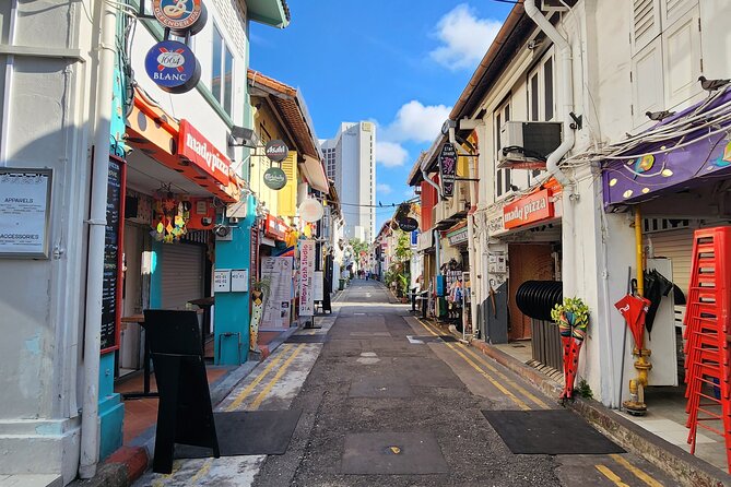 Half-Day Guided Historical Limousine Tour in Singapore - Booking Information
