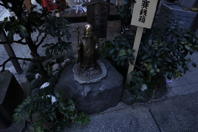 Half-day Tokyo Seven Lucky Gods Walking Tour - Group Experience