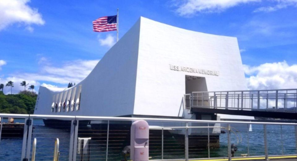 Hawaii: Visit Pearl Harbor and Downtown Honolulu (5 Hour) - Downtown Honolulu Cultural Exploration