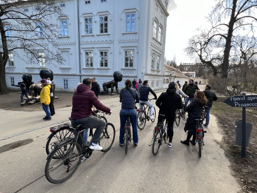 Hidden Prague Bike Tour - Payment Options