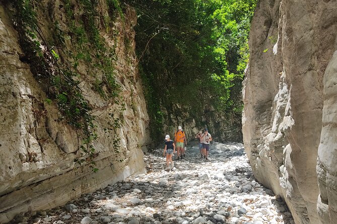 Hike the Gorgeous Gorge - Additional Information and Resources