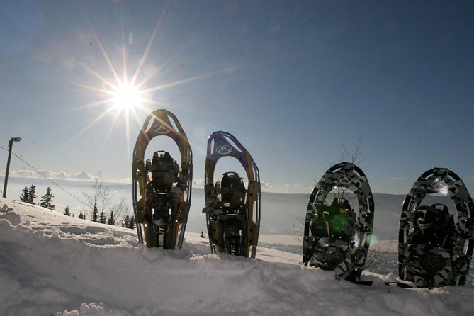Hiking on Snowshoes - Snowshoe Hiking Etiquette