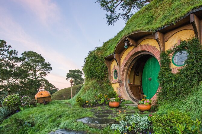 Hobbiton Movie Set Banquet Experience Private Tour From Auckland - Customer Support and Inquiries