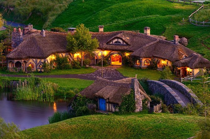 Hobbiton Movie Set Small Group Tour From Auckland - Cancellation Policy