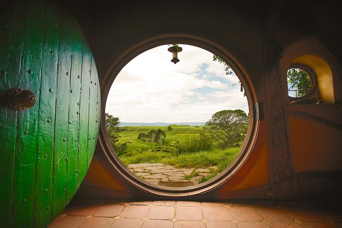 Hobbiton Movie Set Tour With Lunch From Auckland - Logistics and Policies