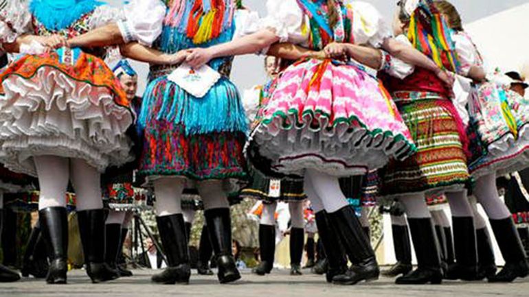 Hollókő Ethnographic Village: Day Tour From Budapest - Village Experience