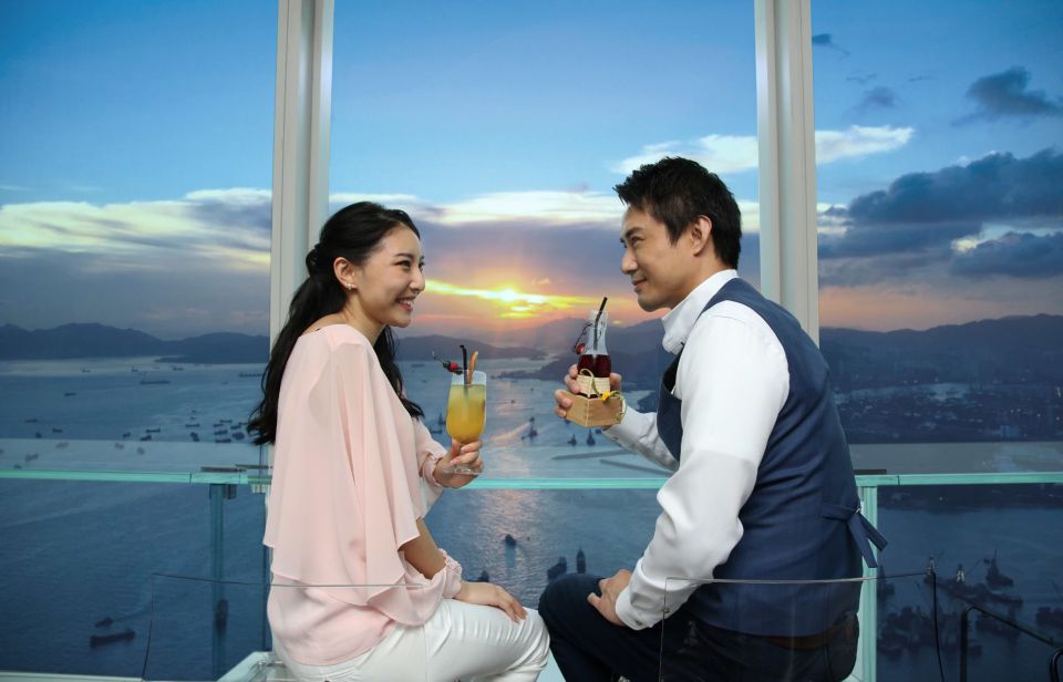 Hong Kong: Sky100 Observatory Ticket and Cafe 100 Package - Inclusions