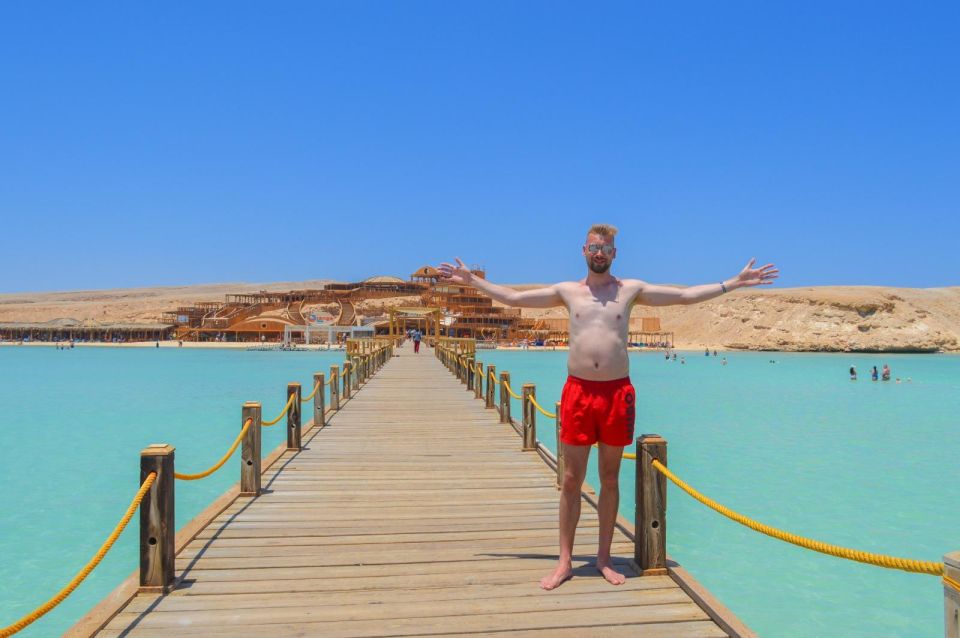 Hurghada: Giftun Island Speedboat Cruise to Orange Bay - Tour Inclusions and Pickup Service