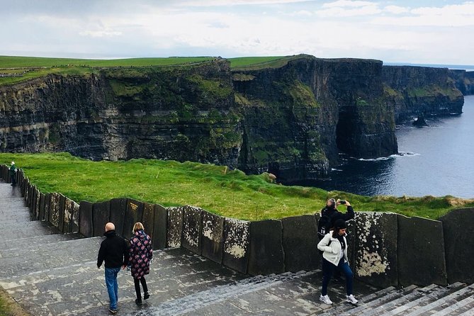 Ireland Full-Day Tour: Cliffs of Moher and Galway in Italian  - Dublin - Cultural Insights