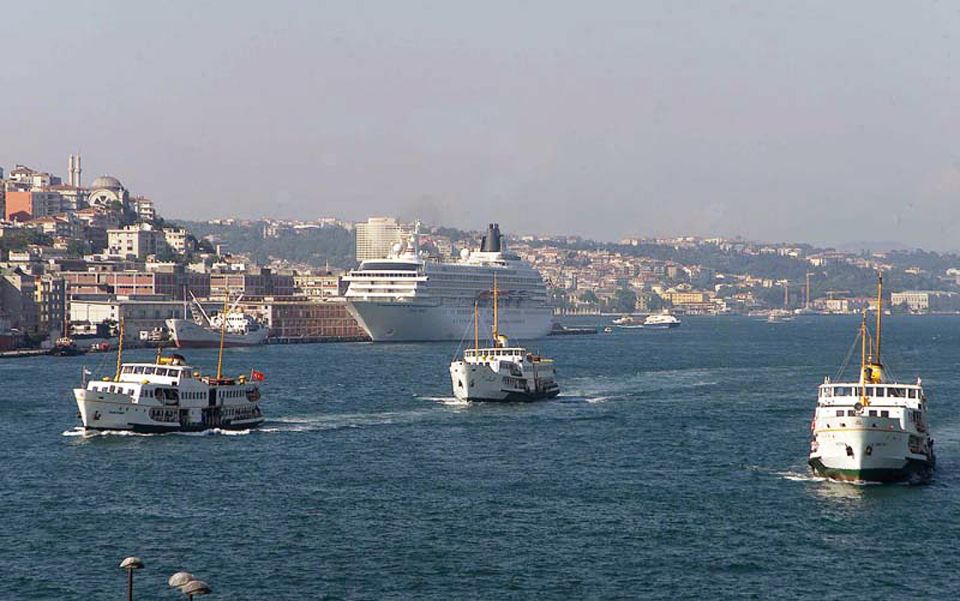 Istanbul: Old Town Highlights Tour & Bosphorus Cruise - Review Summary