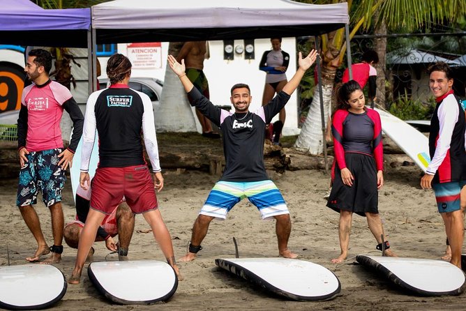 Jaco Surfing Lessons - Maximum Travelers