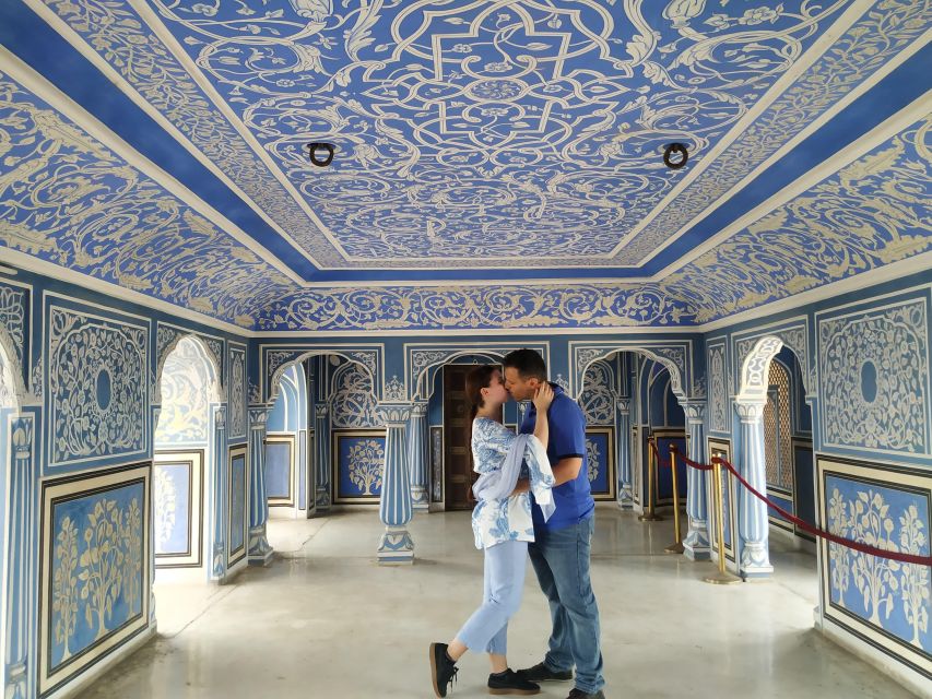 Jaipur: Amber Fort, Hawa Mahal, City Palace Full City Tour - Transportation and Logistics Details