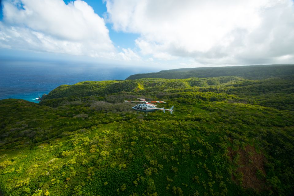 Kailua-Kona: Volcano and Kohala Landing Helicopter Tour - Preparation and Information