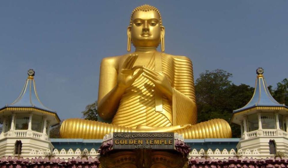 Kandy to Sigiriya Day Trip With Recommended Guide - Sigiriya Rock Exploration