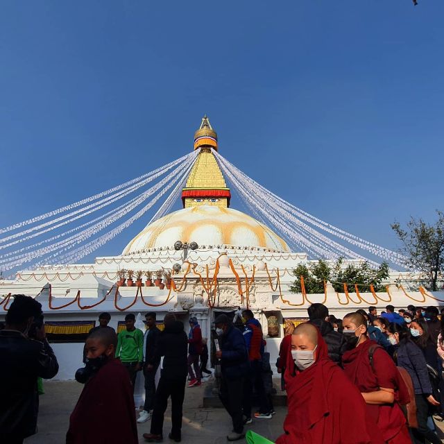 Kathmandu : Hinduism and Buddhism in Practice - Spiritual Exploration at Boudha Stupa