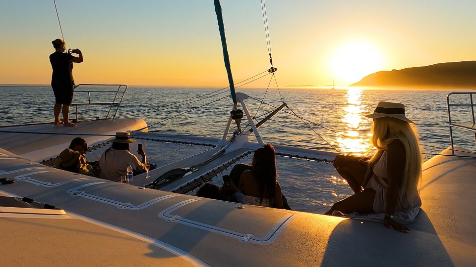 Knysna: Luxury Sunset Cruise With Captain's Barbeque - Experience Highlights