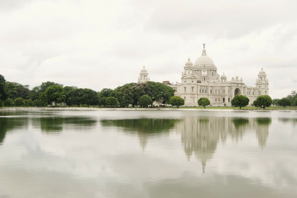 Kolkata: Full-Day Private City Tour With a Local - Review Summary