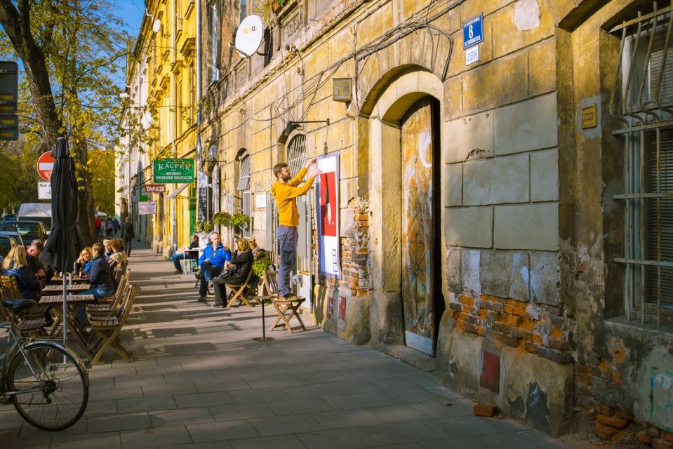 Krakow: Jewish Quarter and Ghetto Private Tour - Starting Location and Activities