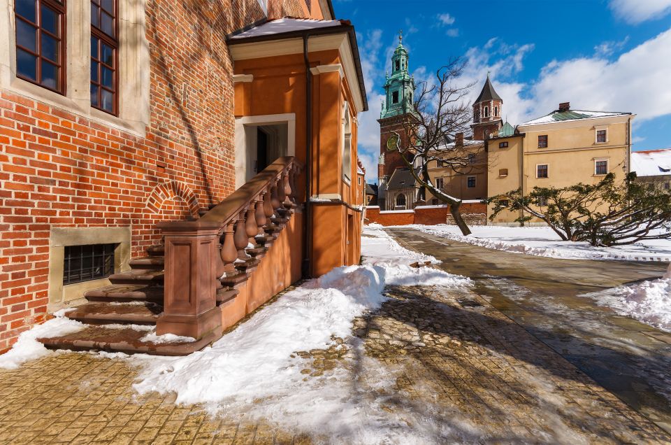 Krakow: Wawel Castle and Cathedral Guided Tour - Booking Information