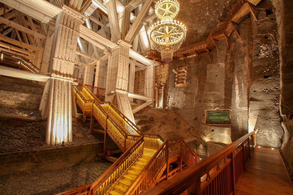Kraków: Wieliczka Salt Mine Guided Tour With Hotel Pickup - Itinerary Overview and Van Transfers