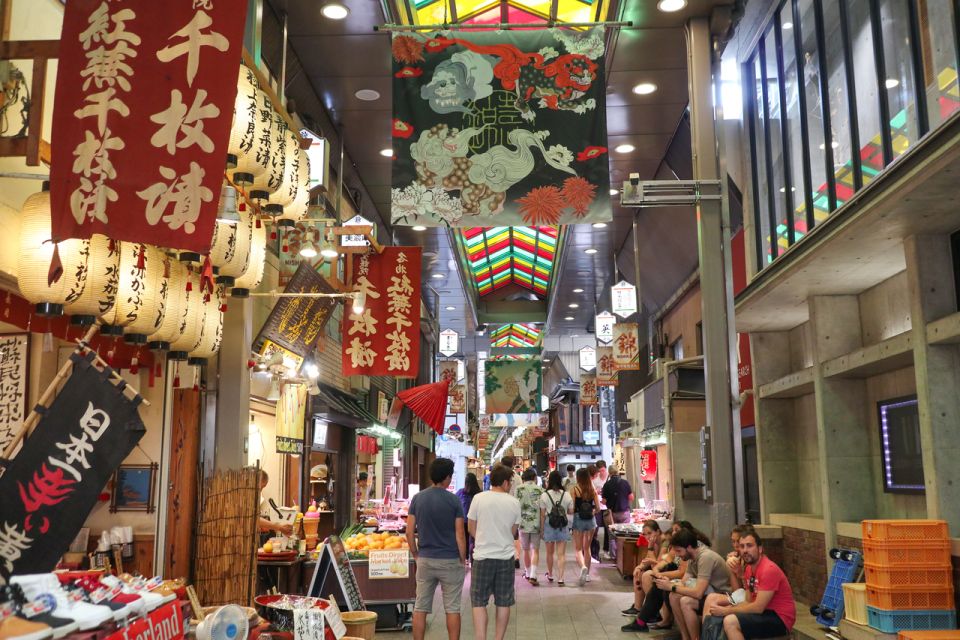 Kyoto: Walking Tour in Gion With Breakfast at Nishiki Market - Nishiki Market Breakfast Experience