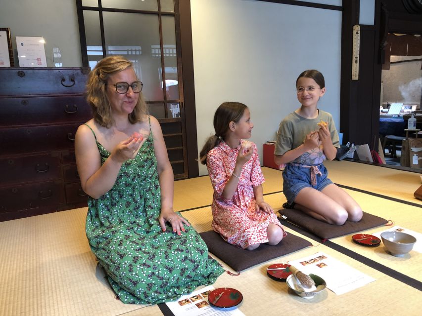 Kyoto: Zen Matcha Tea Ceremony With Free Refills - Inclusions