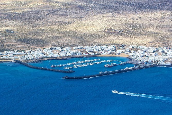 La Graciosa at Your Leisure (Bus Transfer and Return Ferry Ticket) - Traveler Feedback