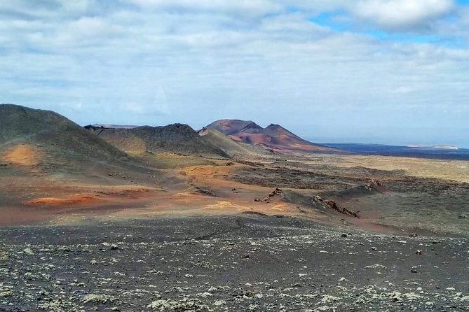 Lanzarote Landscapes Tour Including Timanfaya National Park - Meeting and Pickup Information