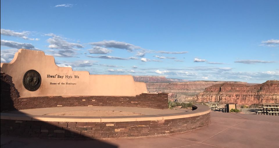 Las Vegas: Grand Canyon West Small-Group Guided Tour - Full Tour Description