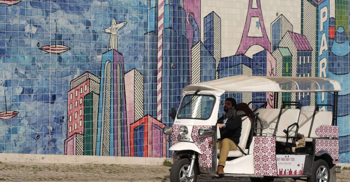 Lisbon: 3-Hour Street Art Tuk Tuk Tour - Tour Experience