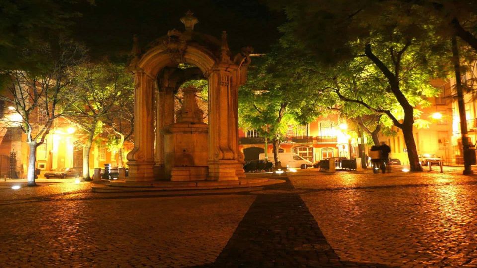 Lisbon: Evening City Tour With Dinner and Live Fado Show - Meeting Point Details