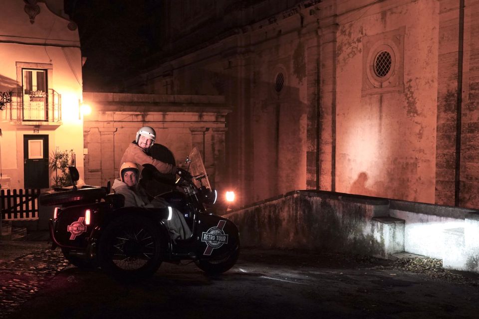 Lisbon : Private Motorcycle Sidecar Tour by Night - Romantic Ambiance and Neighborhoods