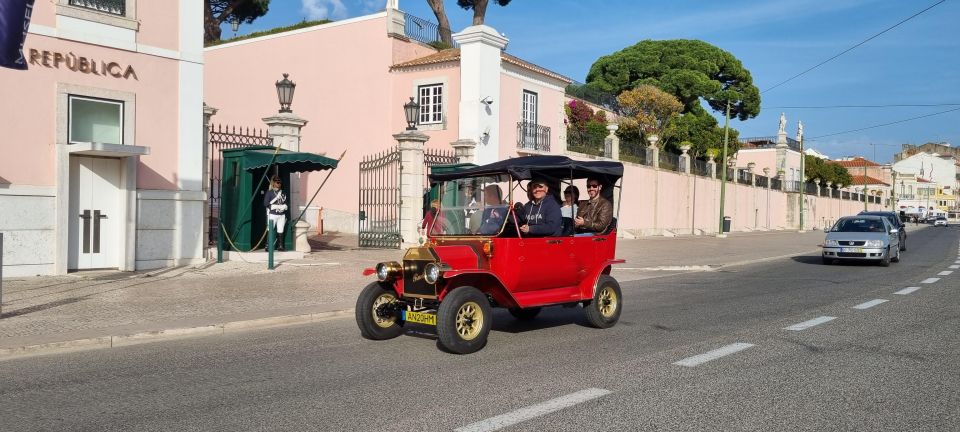 Lisbon: Tour on Board a Classic Car - Tour Experience Highlights
